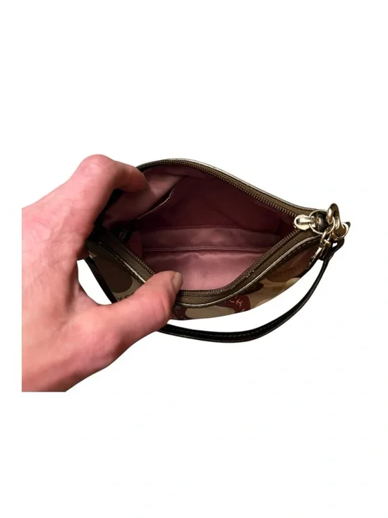 Coach - Picture 3 of 3